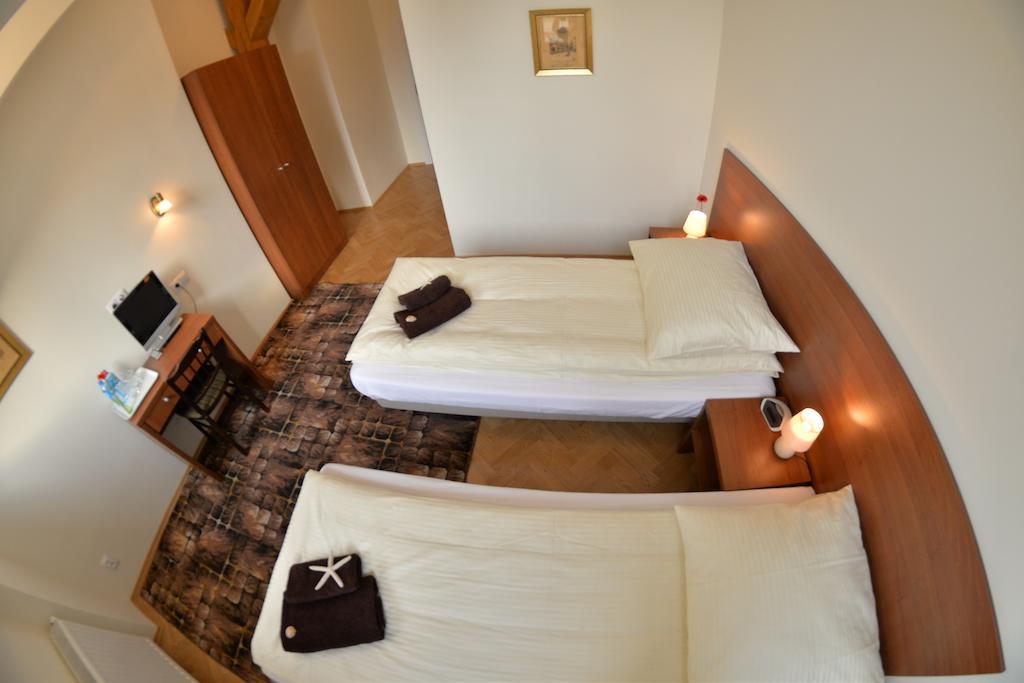 Royal Route 29 Comfort Rooms Krakow Room photo