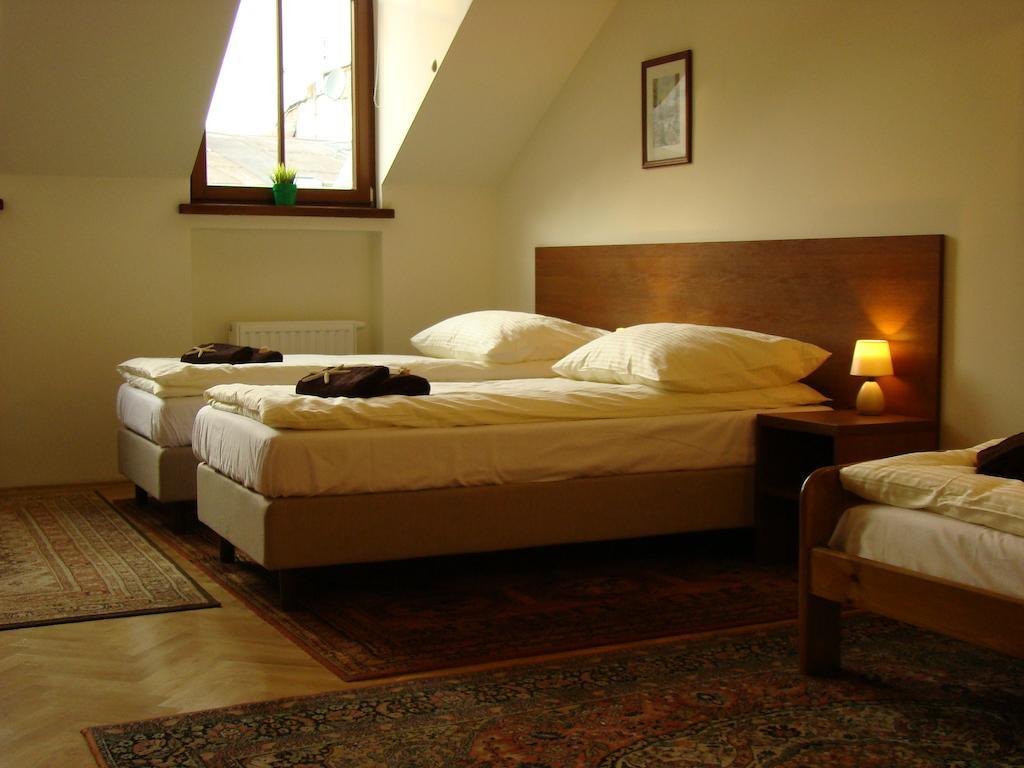 Royal Route 29 Comfort Rooms Krakow Room photo