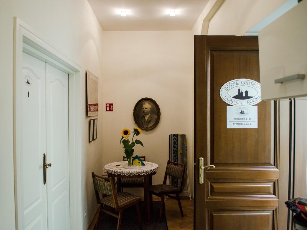 Royal Route 29 Comfort Rooms Krakow Exterior photo
