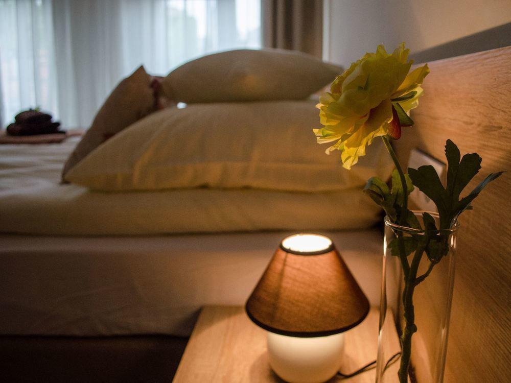 Royal Route 29 Comfort Rooms Krakow Exterior photo